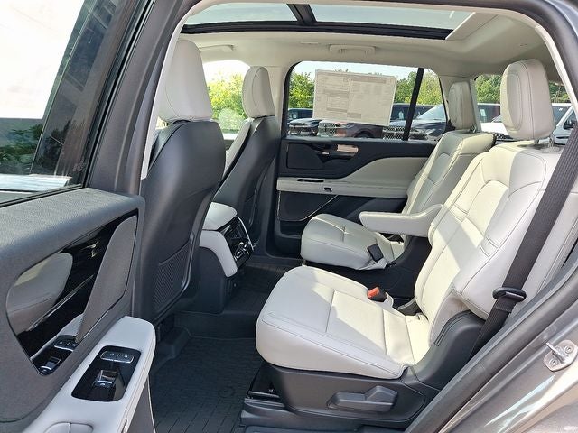 2027 Lincoln Aviator Premiere