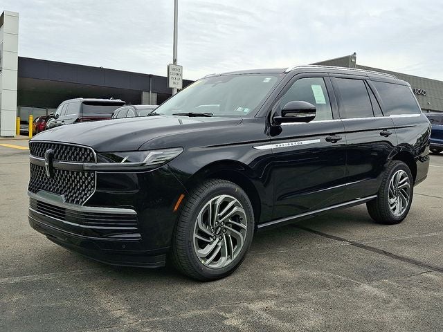 2027 Lincoln Navigator Reserve