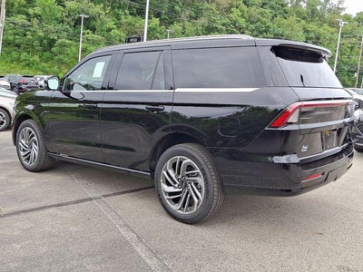 2027 Lincoln Navigator Reserve