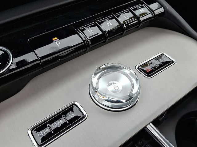 2027 Lincoln Navigator Reserve