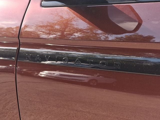2027 Lincoln Navigator Reserve