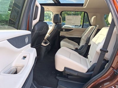 2027 Lincoln Navigator Reserve