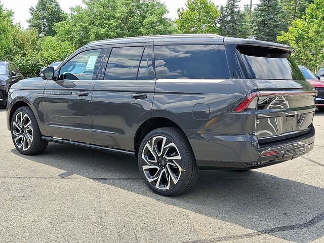 2027 Lincoln Navigator Black Label