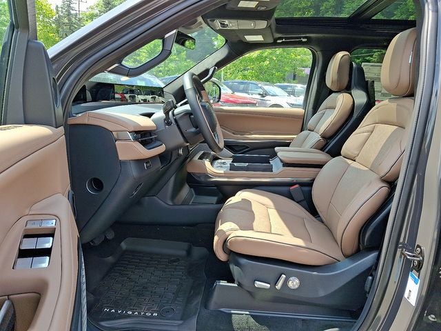 2027 Lincoln Navigator Black Label