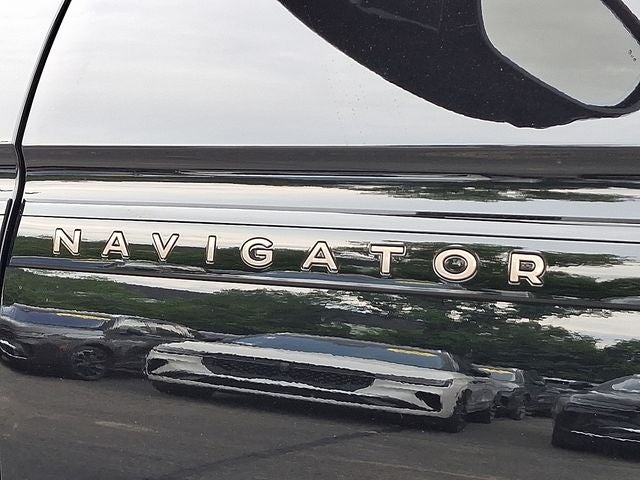 2027 Lincoln Navigator Black Label