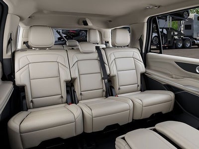 2027 Lincoln Navigator Premiere