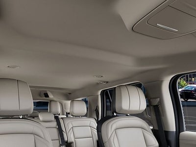 2027 Lincoln Navigator Premiere