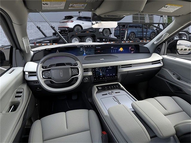 2026 Lincoln Navigator Premiere