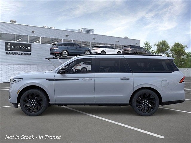 2026 Lincoln Navigator L Reserve