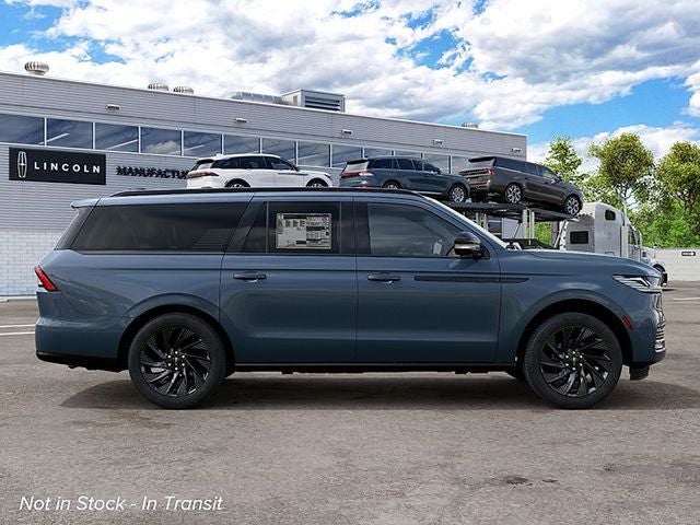 2027 Lincoln Navigator L Reserve