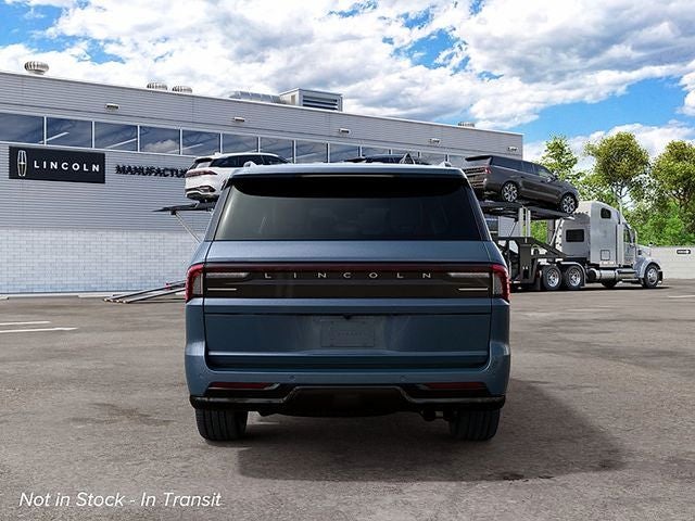 2027 Lincoln Navigator L Reserve