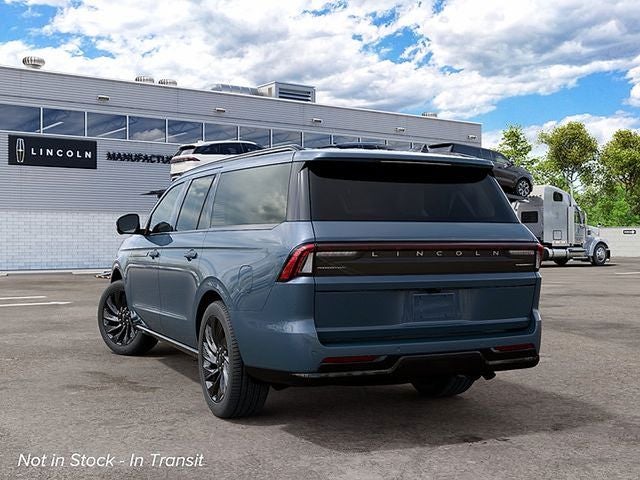 2027 Lincoln Navigator L Reserve