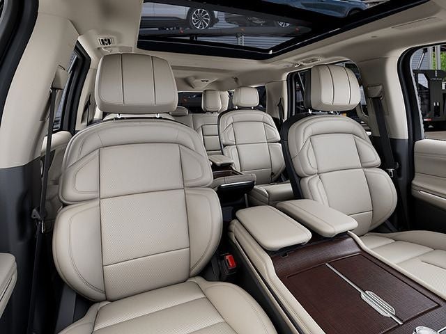 2027 Lincoln Navigator L Reserve