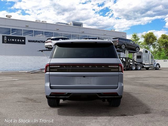 2027 Lincoln Navigator L Reserve
