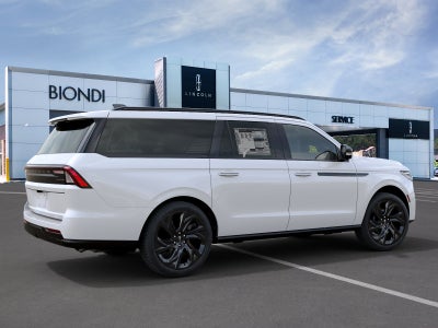2027 Lincoln Navigator L Reserve