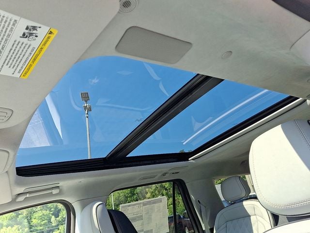 2027 Lincoln Navigator L Black Label