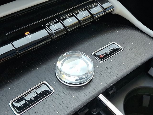 2027 Lincoln Navigator L Black Label