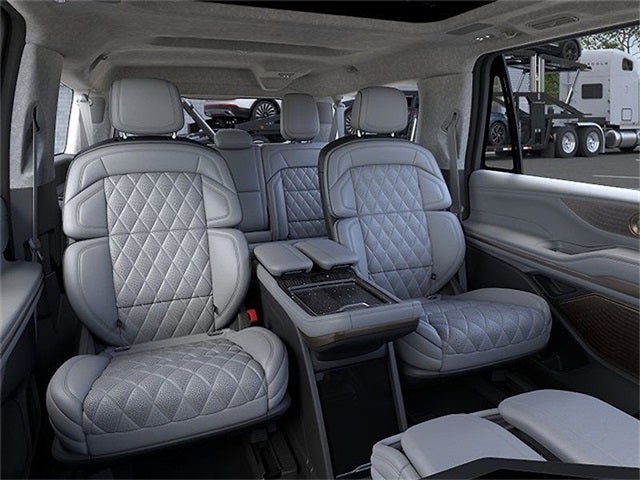 2025 Lincoln Navigator L Black Label
