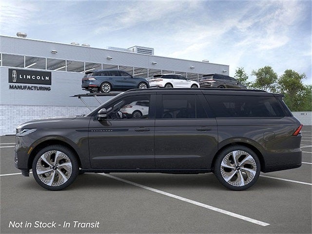 2025 Lincoln Navigator L Black Label