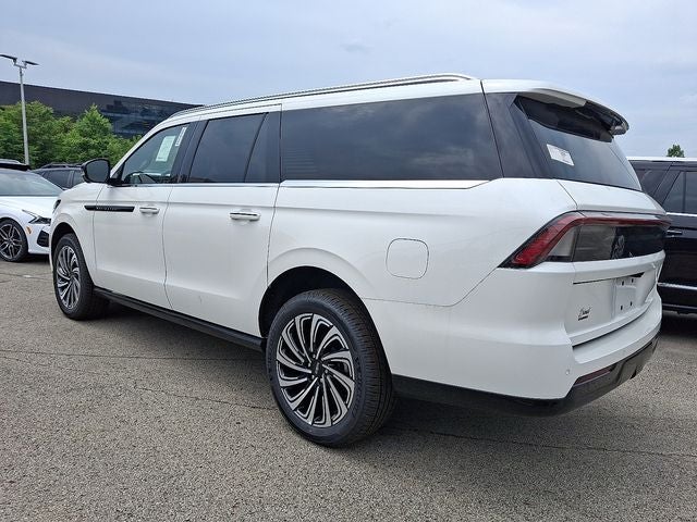 2025 Lincoln Navigator L Black Label