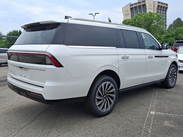 2025 Lincoln Navigator L Black Label