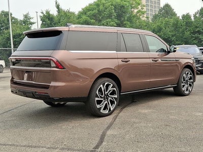 2027 Lincoln Navigator L Black Label
