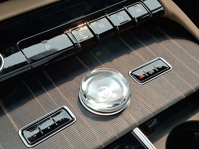 2027 Lincoln Navigator L Black Label