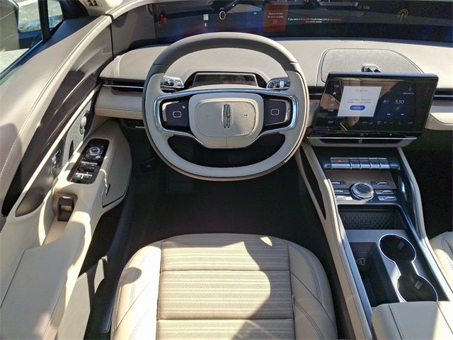 2025 Lincoln Nautilus Reserve