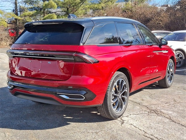 2025 Lincoln Nautilus Reserve