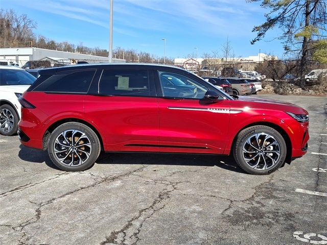 2025 Lincoln Nautilus Reserve