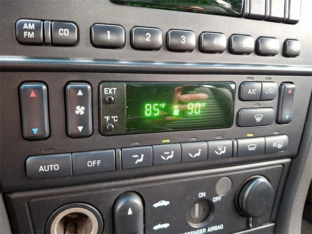 2002 Ford Thunderbird Base w/hardtop