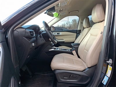 2022 Ford Explorer Limited 4x4 w/310a, Tow Pkg