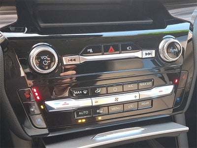 2022 Ford Explorer Limited 4x4 w/310a, Tow Pkg