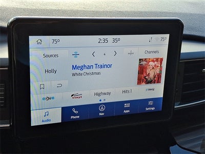 2022 Ford Explorer Limited 4x4 w/310a, Tow Pkg