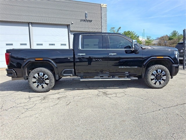 2024 GMC Sierra 2500HD Denali
