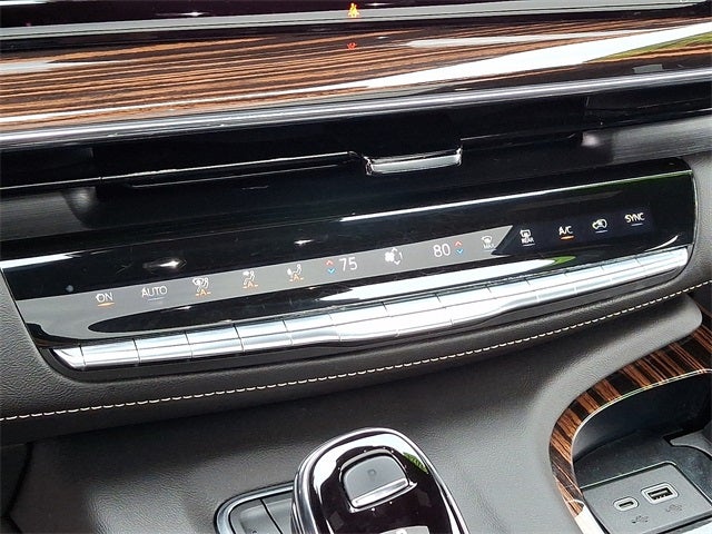 2024 Cadillac Escalade Premium Luxury