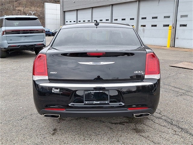 2019 Chrysler 300 Limited