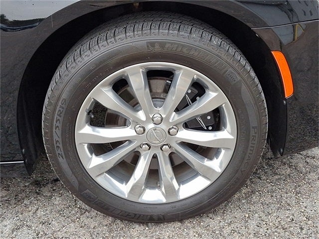 2019 Chrysler 300 Limited