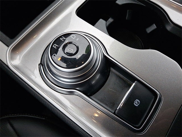 2024 Ford Edge SEL AWD w/201a