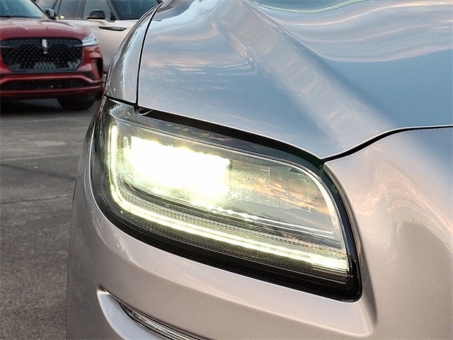 2023 Lincoln Nautilus Standard AWD w/Premium Package