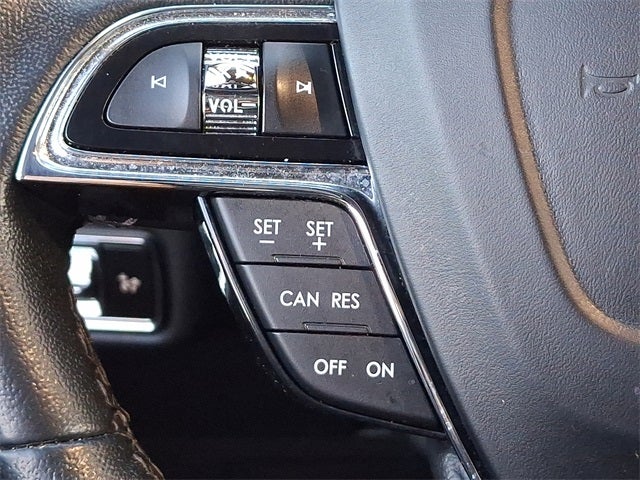 2023 Lincoln Nautilus Standard AWD w/Premium Package