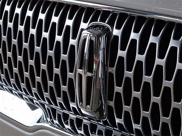 2022 Lincoln Nautilus Reserve AWD