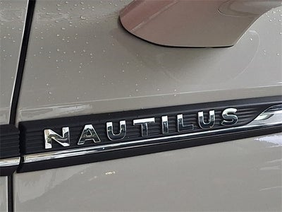 2022 Lincoln Nautilus Reserve AWD