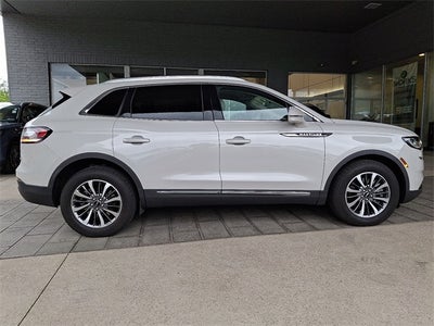 2022 Lincoln Nautilus Reserve AWD