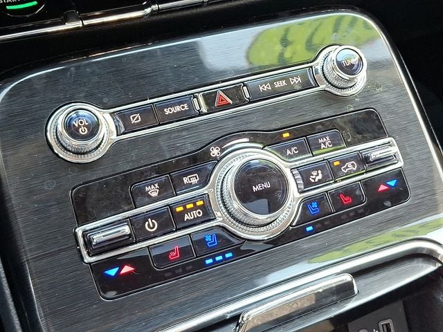 2023 Lincoln Nautilus Reserve AWD w/Monochromatic Pkg