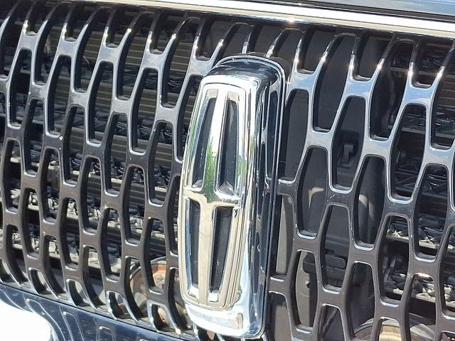 2023 Lincoln Nautilus Reserve AWD w/Monochromatic Pkg