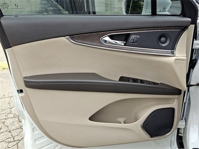 2020 Lincoln Nautilus Reserve AWD w/Co-Pilot Plus Pkg