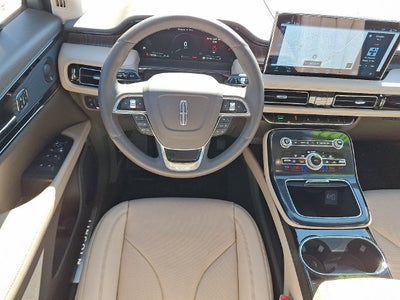 2023 Lincoln Nautilus Reserve AWD w/Luxury Pkg