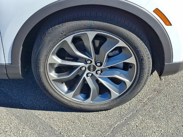 2023 Lincoln Nautilus Reserve AWD w/Luxury Pkg