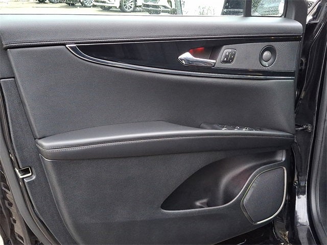 2023 Lincoln Nautilus Reserve AWD w/201a